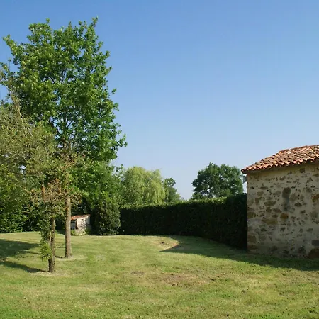 בית נופש Saint-laurent Pool Retreat La Chapelle-Themer