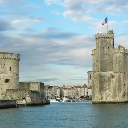 Saint-laurent Pool Retreat * La Chapelle-Themer