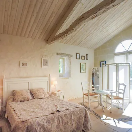 Saint-laurent Pool Retreat La Chapelle-Themer