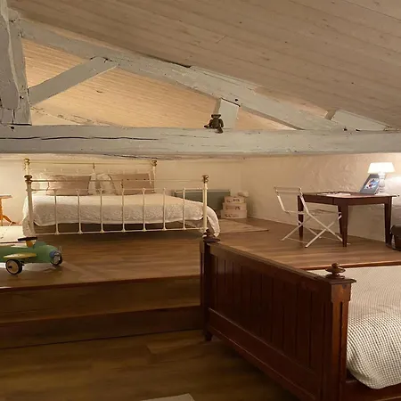 Saint-laurent Pool Retreat