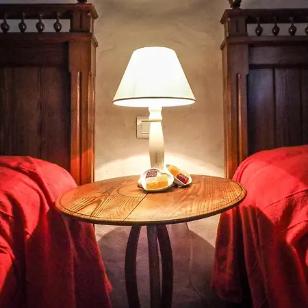 בית נופש Saint-laurent Pool Retreat