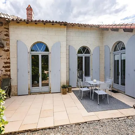Ferienhaus Holiday Home Saint-Laurent Pool Retreat La Chapelle-Themer