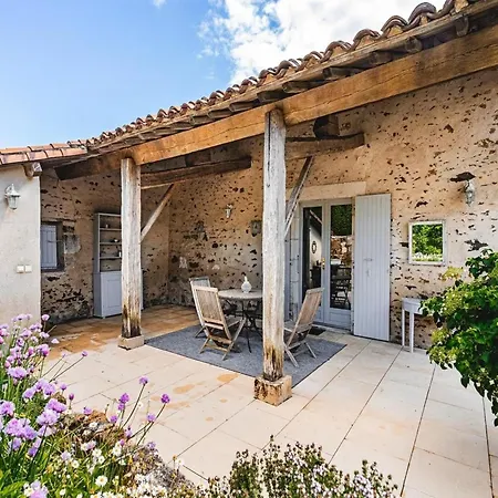 Saint-laurent Pool Retreat La Chapelle-Themer