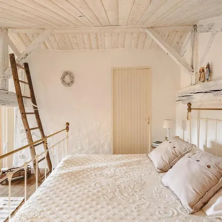 Ferienhaus Holiday Home Saint-Laurent Pool Retreat *