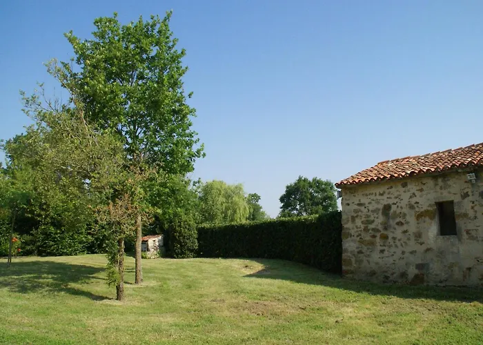 펜션 Saint-laurent Pool Retreat La Chapelle-Themer