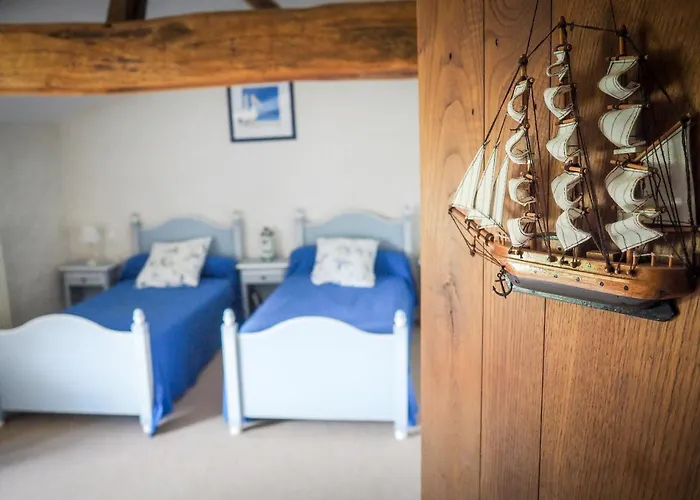 Saint-laurent Pool Retreat