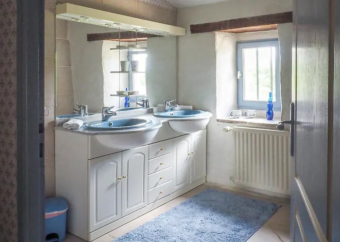 Saint-laurent Pool Retreat La Chapelle-Themer