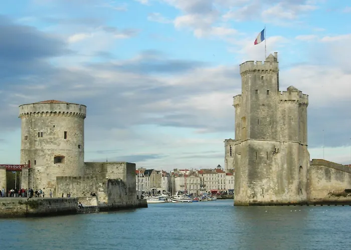 Saint-laurent Pool Retreat * La Chapelle-Themer