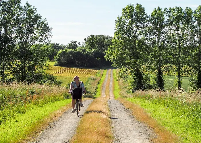 펜션 Saint-laurent Pool Retreat La Chapelle-Themer