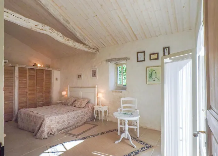 펜션 Saint-laurent Pool Retreat La Chapelle-Themer