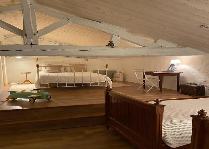 Saint-laurent Pool Retreat