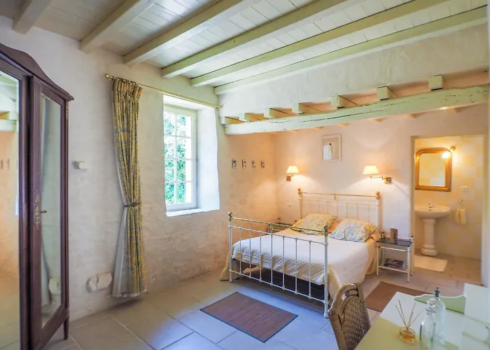 Saint-laurent Pool Retreat * La Chapelle-Themer