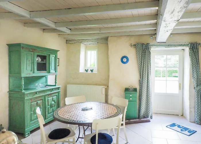 Saint-laurent Pool Retreat * La Chapelle-Themer